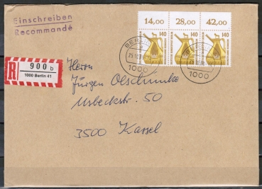 Berlin 832 als portoger. MeF mit 3x 140 Pf SWK als Oberrand-Reihe auf Inlands-Einschreibe-Brief 20-50g von 1989-1991, B6-Format